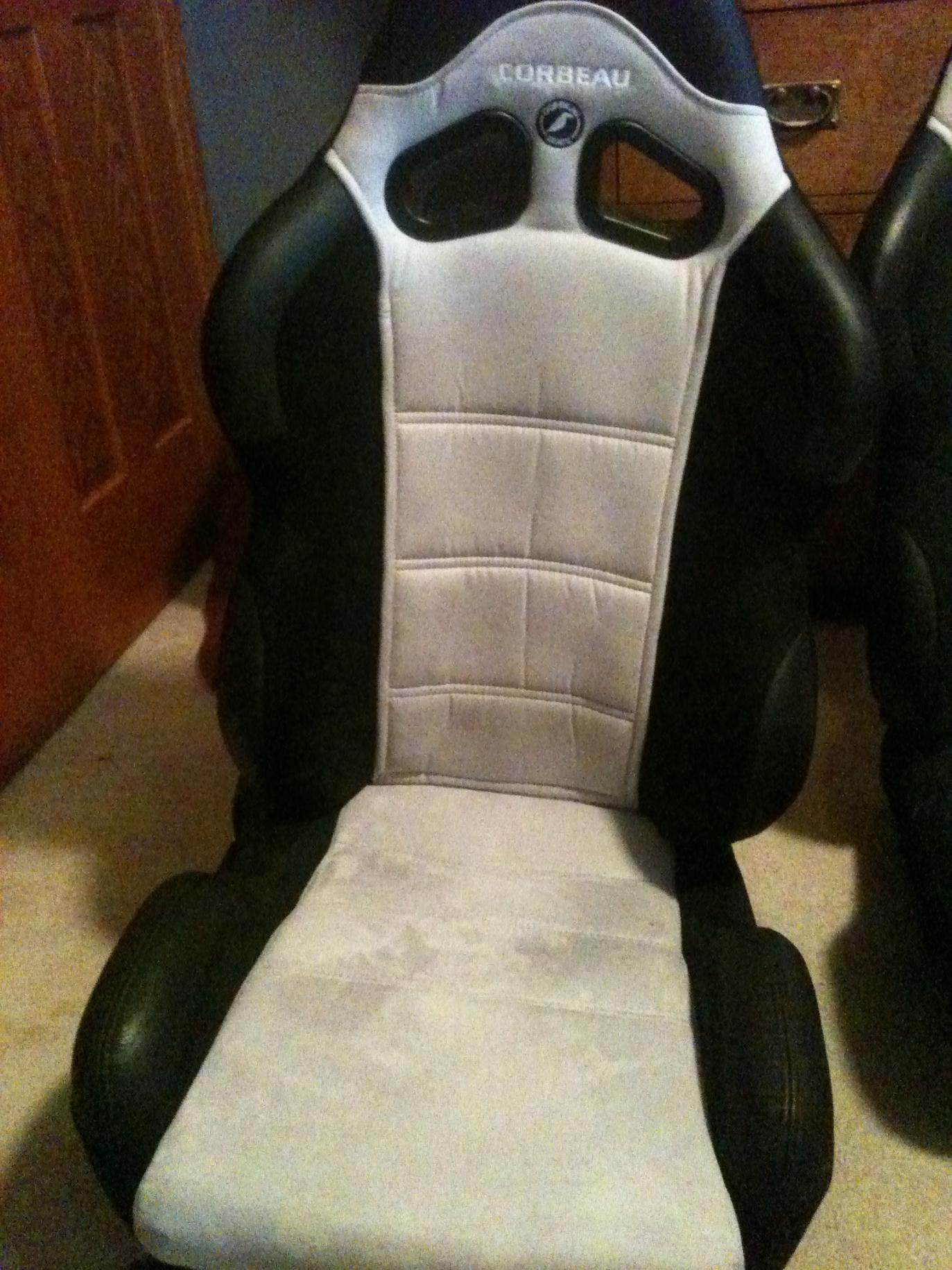 Corbeau Race Seat