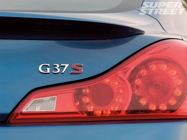 G37 Different Tail Lights - MyG37