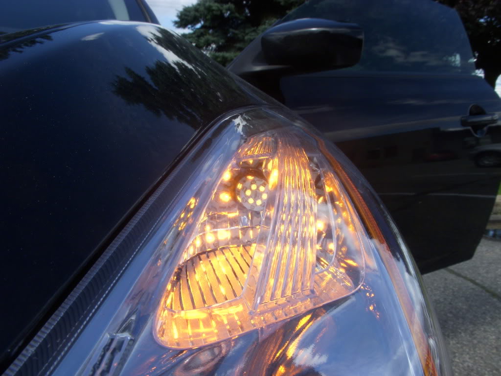 DIY: Auxilliary Bulb Replacement for G37 Headlight + Painting the