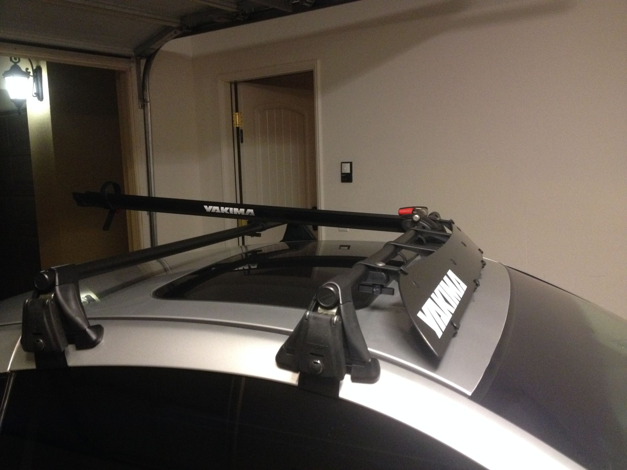 For Sale Yakima Roof Rack MyG37